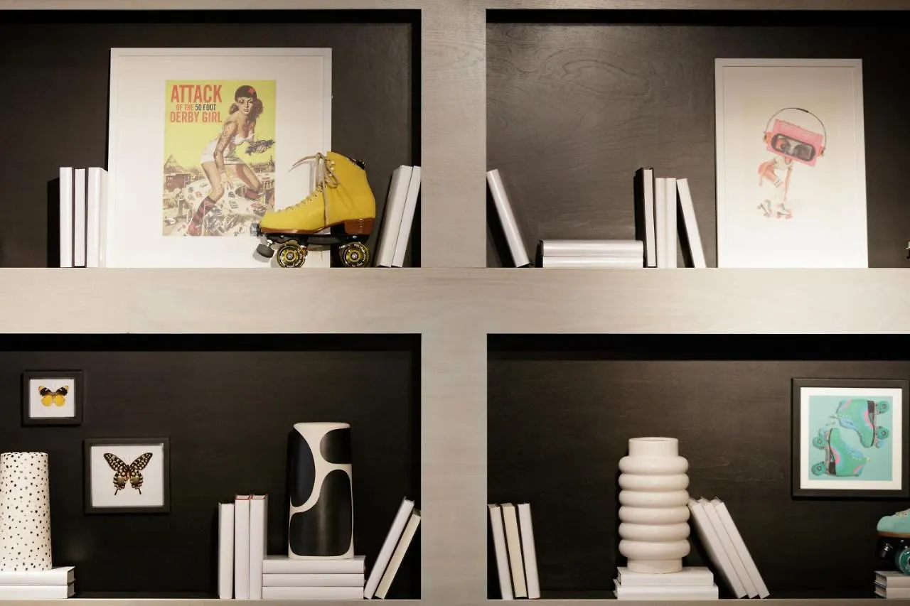 Moxy Richmond Downtown Hotel